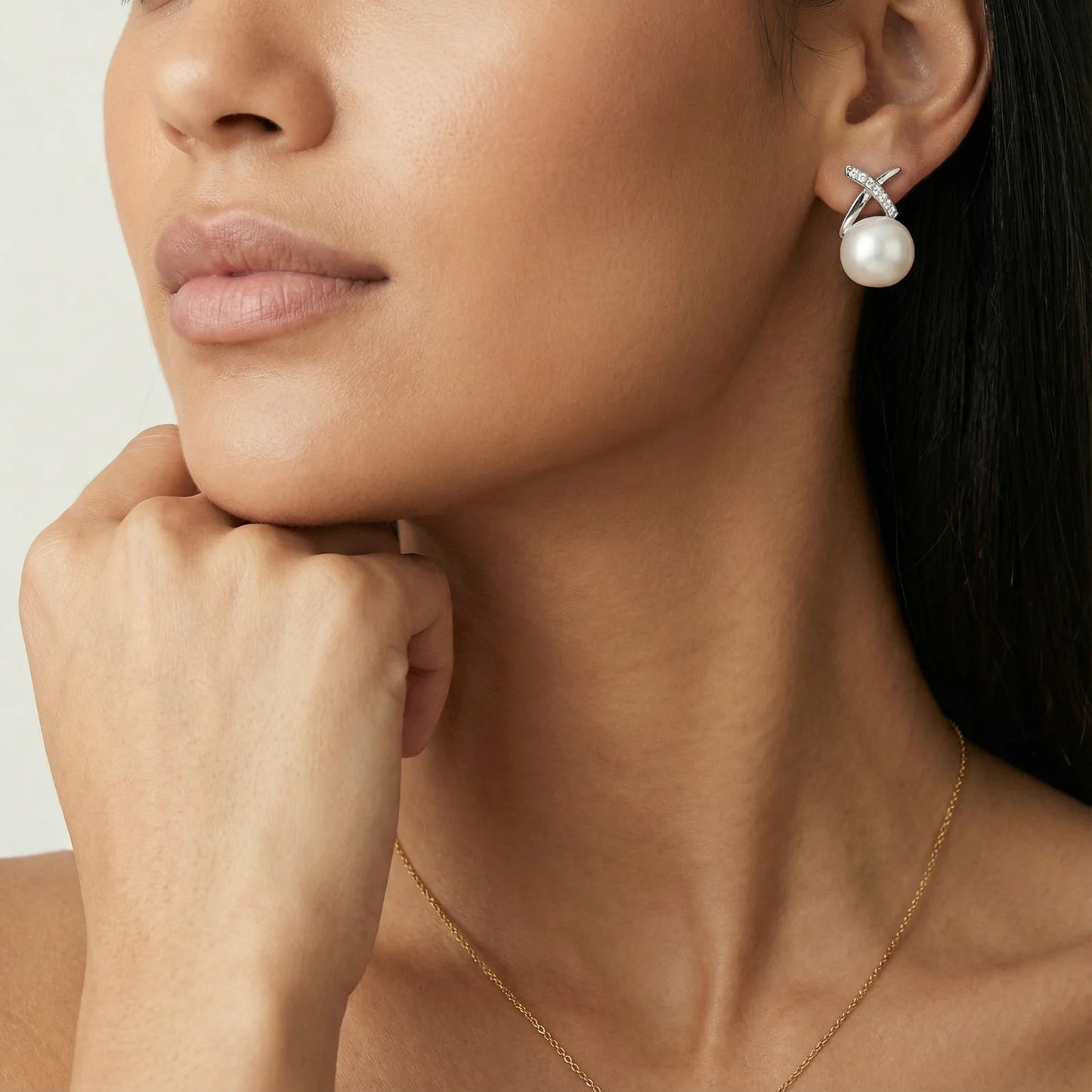 Rhodium plated sterling silver and freshwater pearl stud earrings