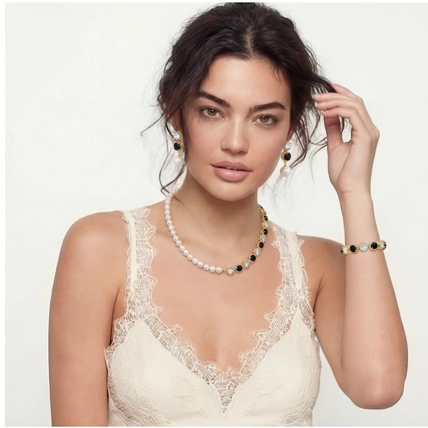 Noir Luxe Jewelry Set in 14K Gold Plating with Zirconia - eco-brass - Skin-friendly comfort
