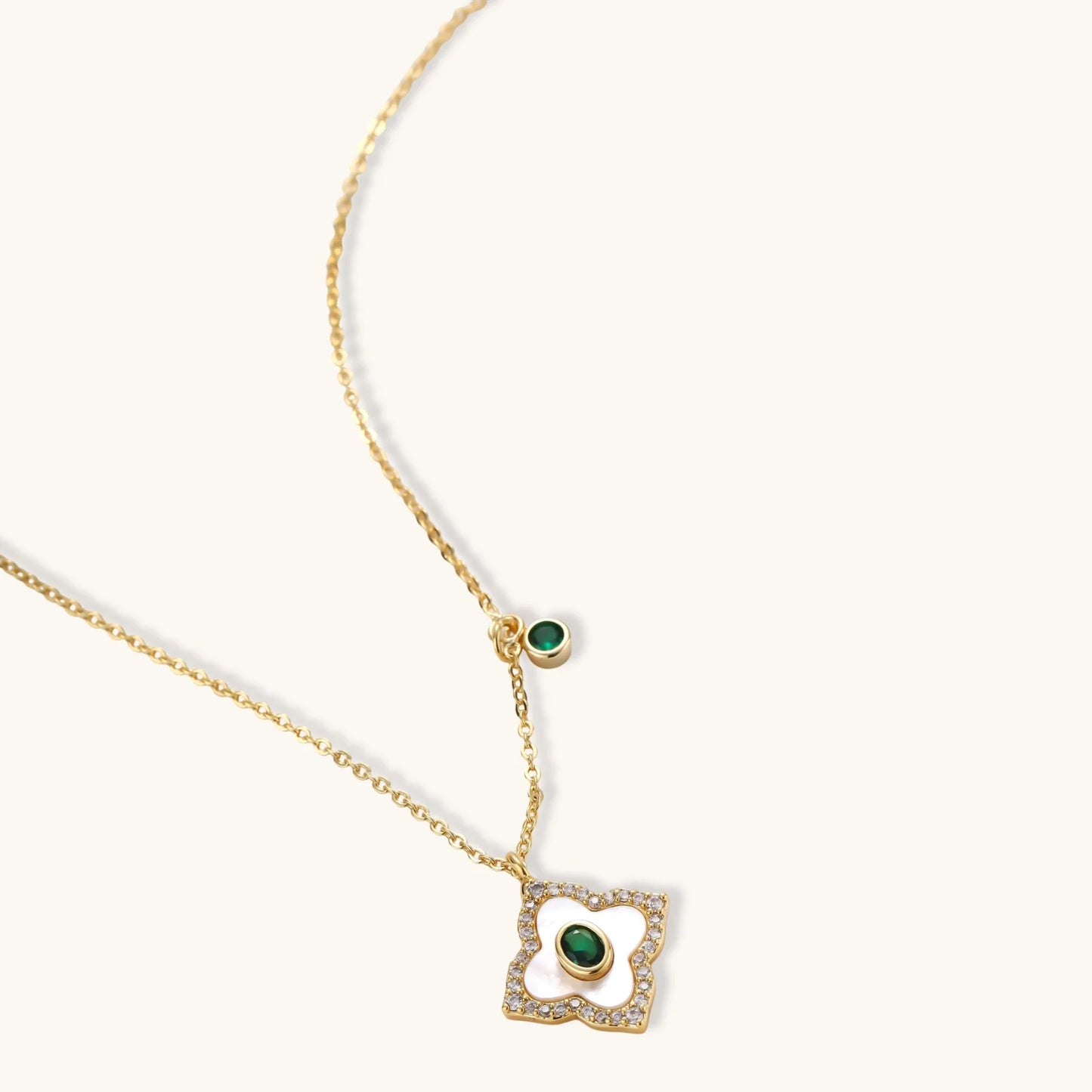 Lucky Clover jewelry set in 14K gold-plated eco-brass - Hypoallergenic